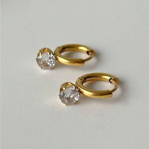 Diamond hoop earrings M1100